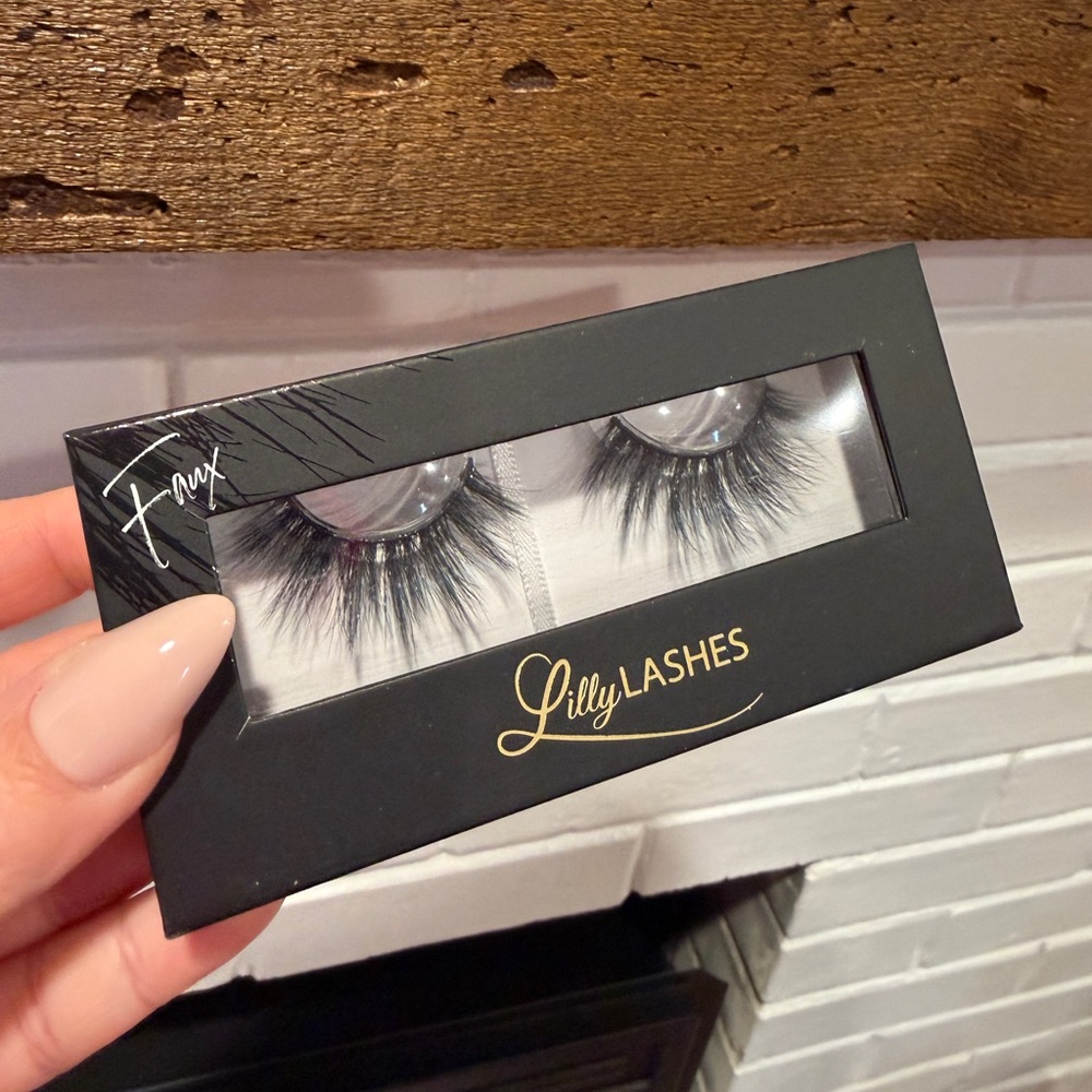 New! Lilly Lashes!